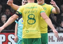 Caernarfon still on top after tough battle against Barry