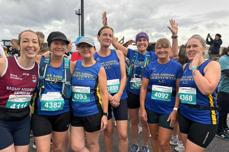 Aber runners at Dingle with Aber AC alumni Gemma Kelly, now living in Ireland