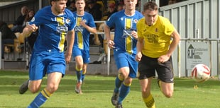 Llanuwchllyn stay top after beating rivals