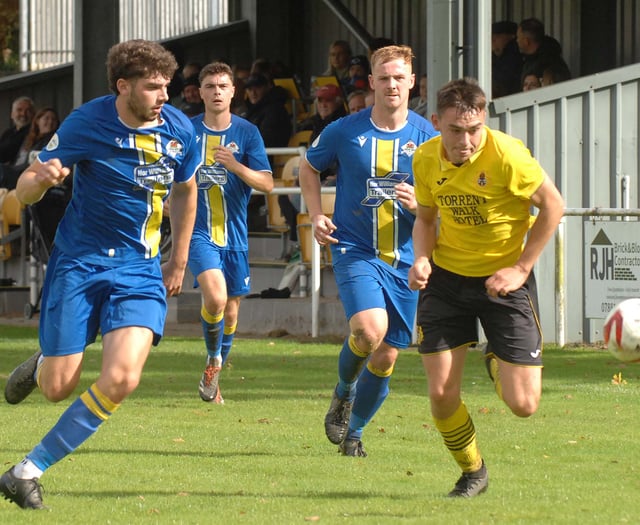 Llanuwchllyn stay top after beating rivals