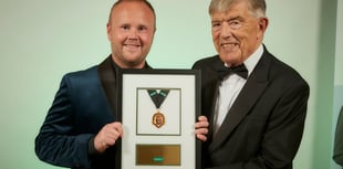 Dyfan Jones wins Specsavers award