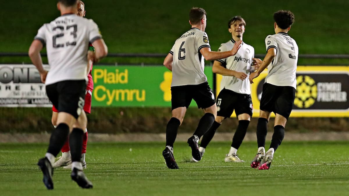 Bala Town Held to Draw by Briton Ferry Llansawel | Cambrian-news.co.uk