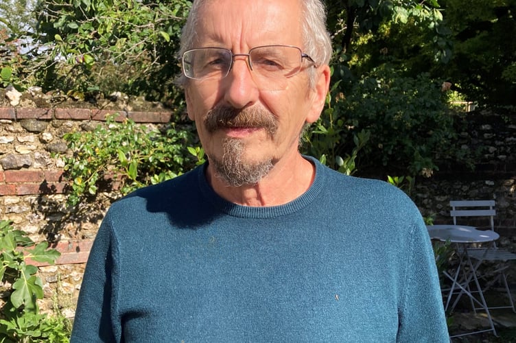 Dr David Preskett