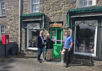 Florist relocates to Llangwyryfon and raises money for MacMillan