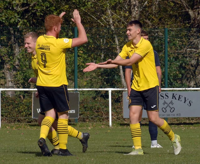 Watch Dolgellau's eight goals in the JD Welsh Cup against Queens Park