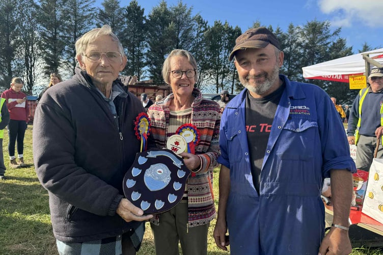 Chris Nicholson took the win with best vintage machine in the working section of the show presented by presidents Mr & Mrs Peter Newill
