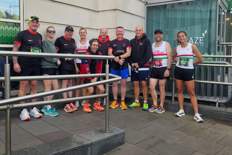 Sarn Helen runners at the Cardiff Half Marathon