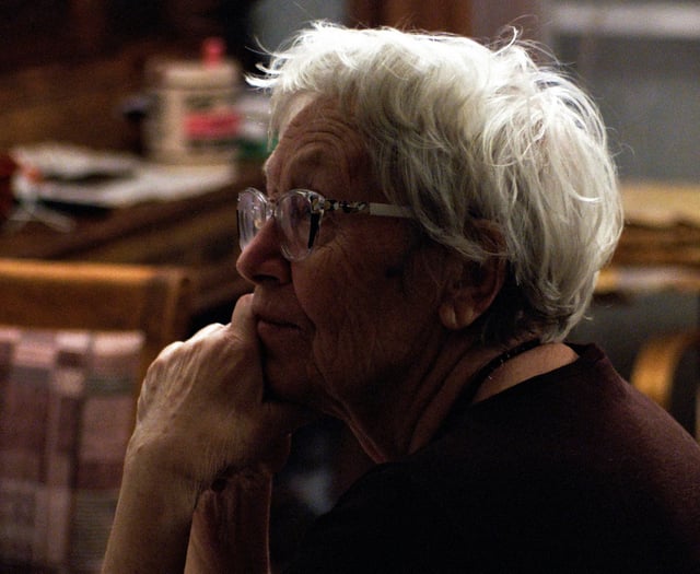 New guide to tackle tech abuse of older people
