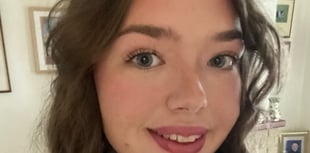 Elin Mair Jones o Ben Llŷn yn ennill Ysgoloriaeth y Coleg Cymraeg