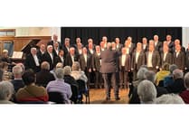 Côr y Brythoniaid delights Dolgellau with Coldplay cover