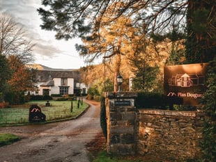 Mach 16-Century Manor House gets a spooky makeover for Halloween