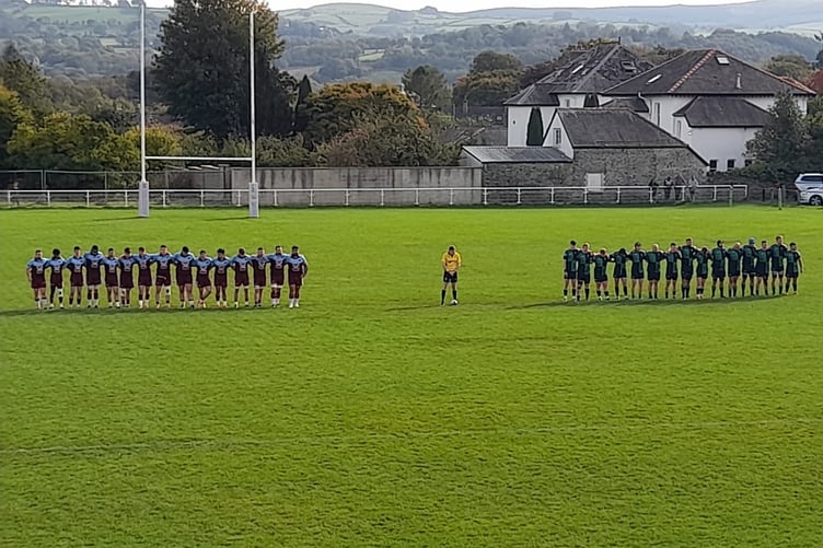 A minute's silence was held in memory of Glyn Rees, a former captain of the club, and Islwyn Williams, a former president and loyal supporter of the club