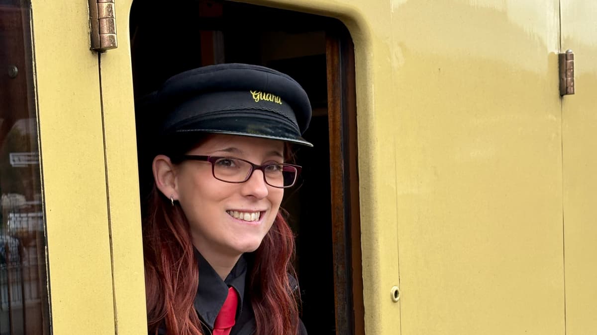 First Female Guard Appointed in Vale of Rheidol Railway’s 125-year ...