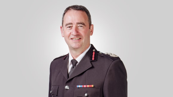 Fire chief announces his retirement