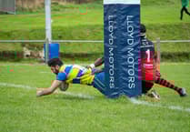 Aberaeron's winning streak continues with victory over Penclawdd