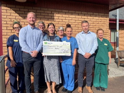 Glangwili chemo unit receives donation of £7,899