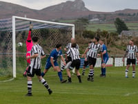 Nefyn's ruthless 6–0 victory keeps pressure on leaders