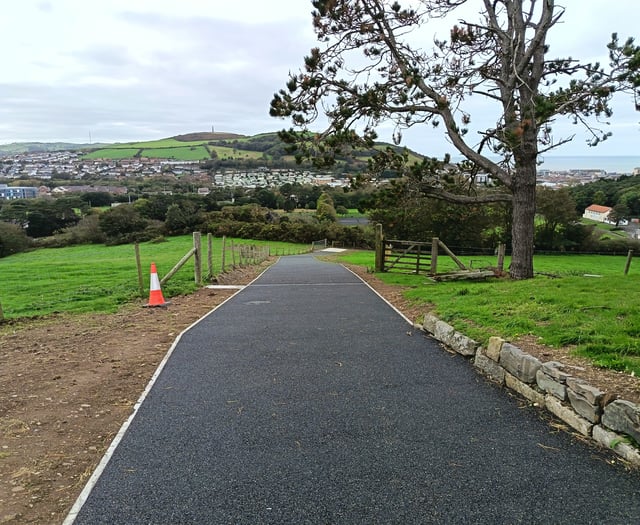 Pathway opened between Llanbadarn and National Library