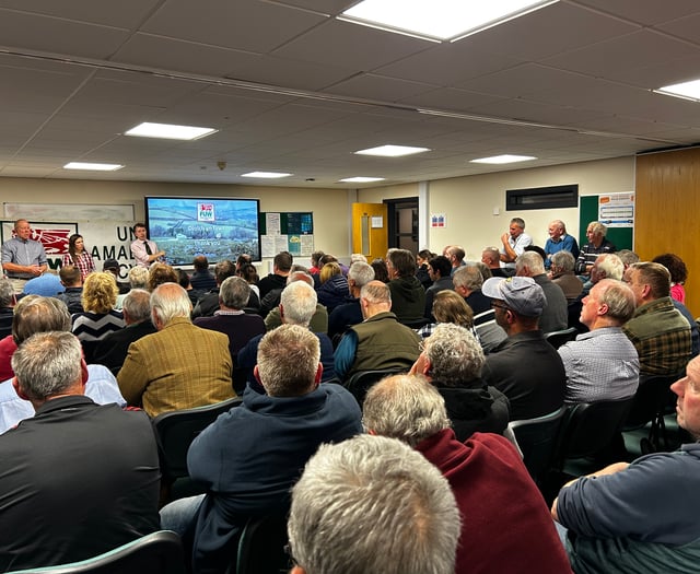 More than 1,000 farmers attend sustainable farming roadshow