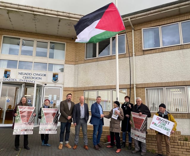 Ceredigion councillors back Israel pension call
