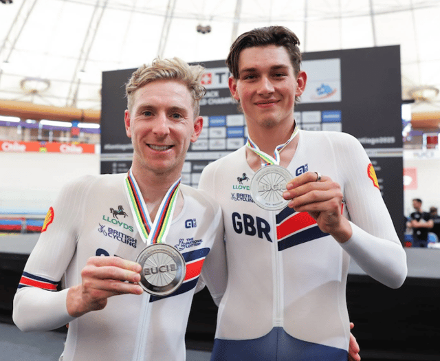 Tarling and Stewart clinch silver medal