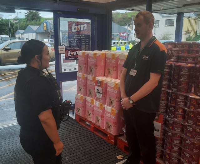 Pwllheli police combat shoplifting surge