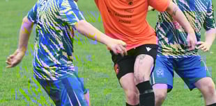 Tywyn Bryncrug maintain pressure on league leaders