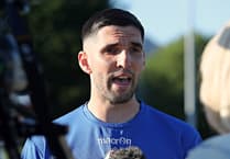 Llanuwchllyn's 9-0 victory boosts title hopes