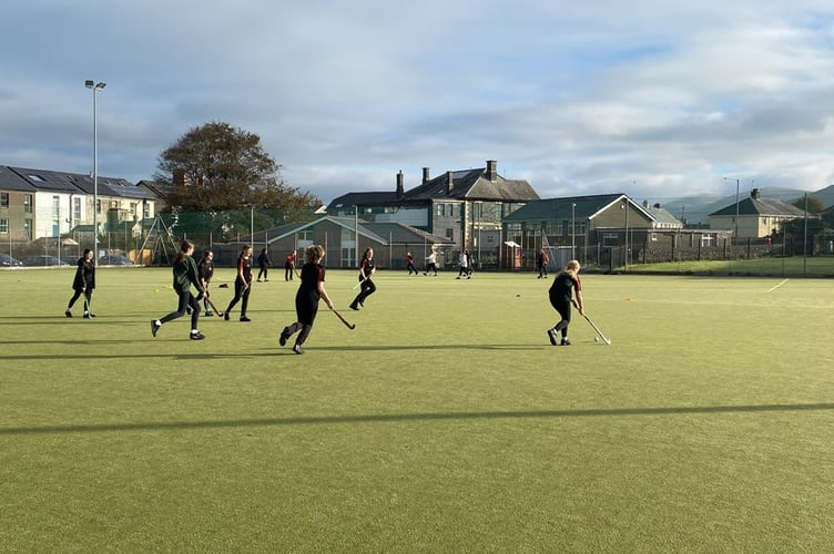 Ysgol Uwchradd Tywyn pupils could get outdoor gym if shoppers choose to support their cause