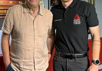 Steve Jones wins Handicapped Singles KO at Felindre Snooker Club