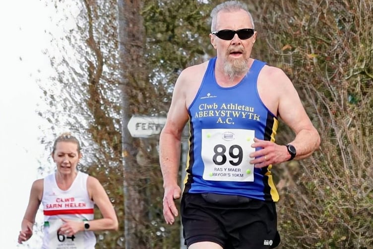 Dave Humphreys in the Mayors 10k