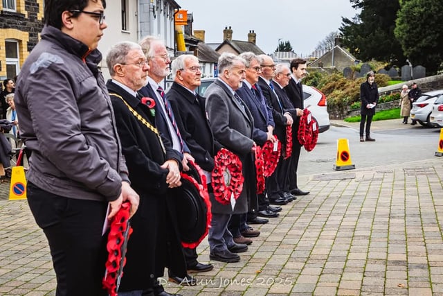 Llanbadarn Fawr remembers the Fallen