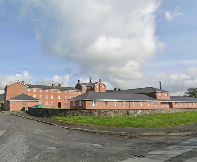 Extra home agreed for mid Wales development