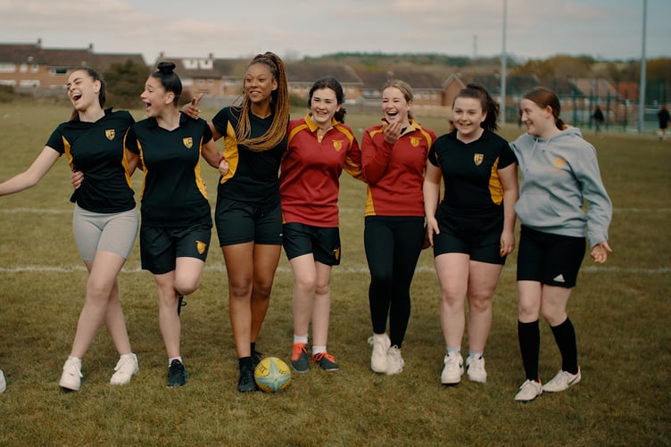 Lansio ymgyrch #FelMerch