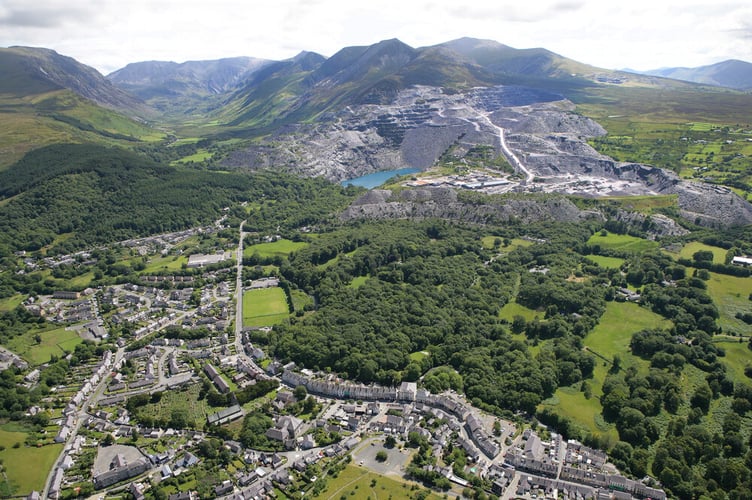 Bethesda and Penrhyn Quarry. Photo: © Crown copyright. RCAHMW