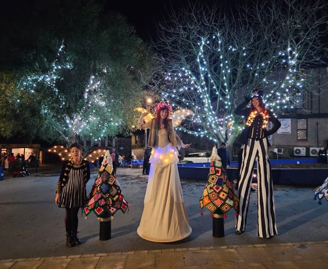 Criccieth Celebrates Christmas with Croeso 'Dolig festival