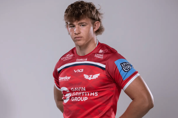 Lampeter's Kai Jones has made his senior debut for the Scarlets