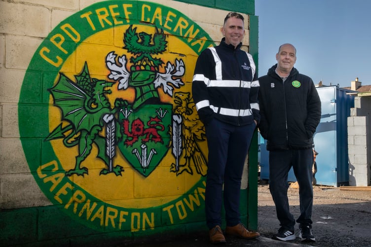 Harlech Foodservice are sponsoring Caernarfon Town FC; Pictured (Left) Mike Clishem Harlech Foodservice Financial Director and Paul Evans, Caernarfon Town FC chairman.