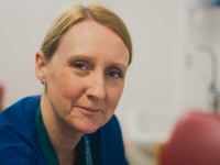 Bronglais Hospital nurse scoops top award