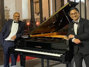 Surgeons' charity concert for life-changing hand surgery
