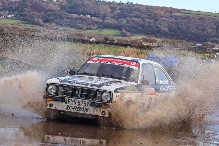 Pryce and Furniss make a splash