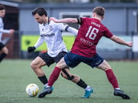 10-man Bala hold on to take a point