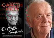 Cyfrol deyrnged gynnes i lenor dawnus ac ymgyrchwyr gwleidyddol dewr