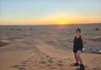 Sahara Trek raises £4,300 for St David’s Hospice