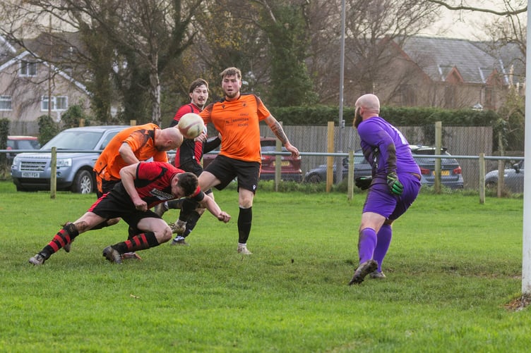 Tywyn Bryncrug returned to winning ways with a fine attacking display
