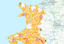 Flood Warnings: River Teifi at Cenarth, Llechryd and Newcastle Emlyn