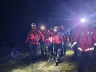 Injured Devon man rescued from Eryri National Park after SOS alert