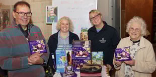 Harlech Foodservice make festive food bank donation