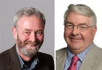 Gwynedd councillor on school knife safety