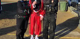 Police force beat manager Aled wins first place at Barmouth Santa Dash